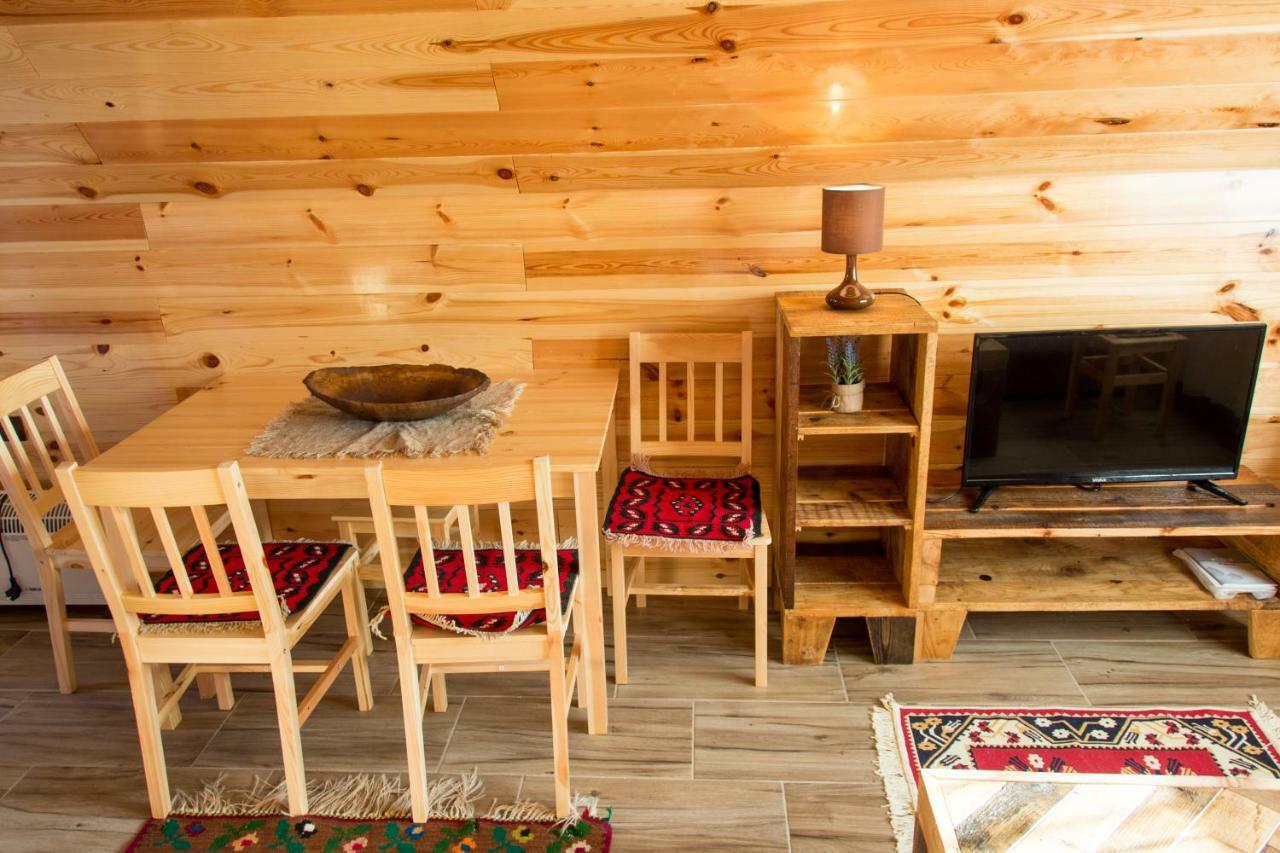 Etno Selo Smrcevo Brdo Apartment Zabljak  Exterior photo